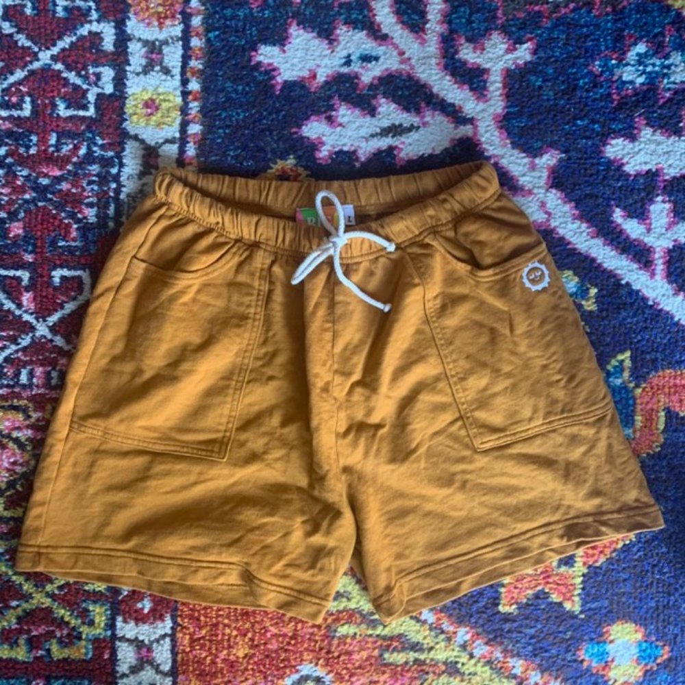 big bud press 🌼 lightweight sweat short in spicy mustard